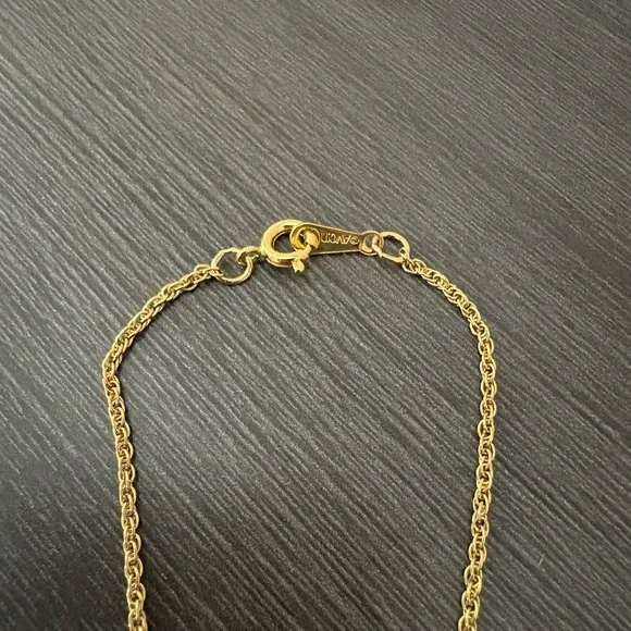 Avon Heart Citrine Scroll Necklace - Picture 4 of 5